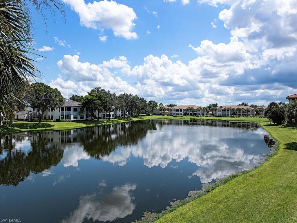 1865 Les Chateaux BLVD 6-203 NAPLES, FL 34109