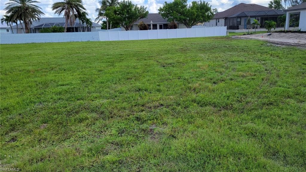 129 SW 33rd PL CAPE CORAL, FL 33991