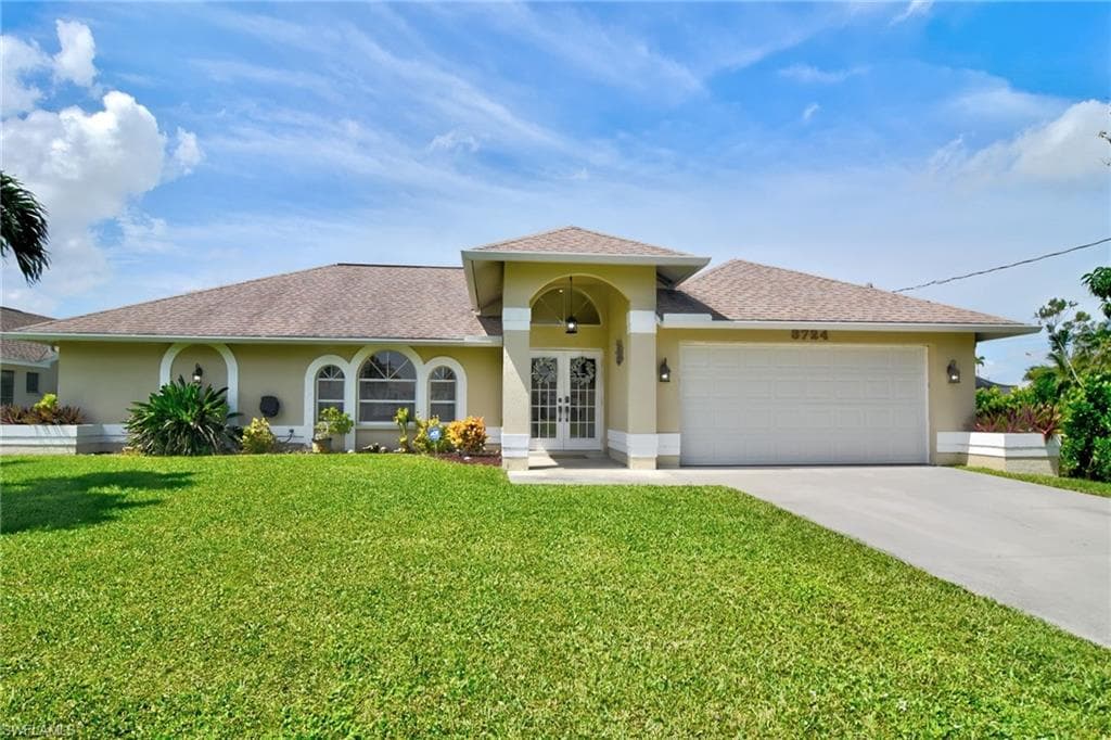 3724 SE 21st PL CAPE CORAL, FL 33904