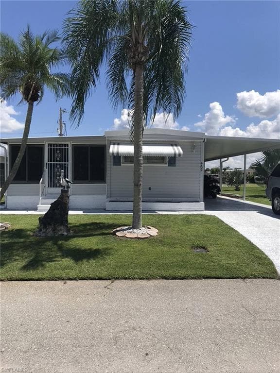 462 Jacaramba CT NORTH FORT MYERS, FL 33917