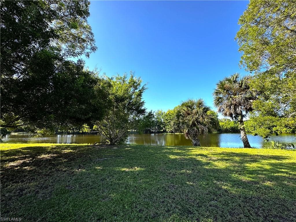 270 Indian Key LN 264 NAPLES, FL 34114