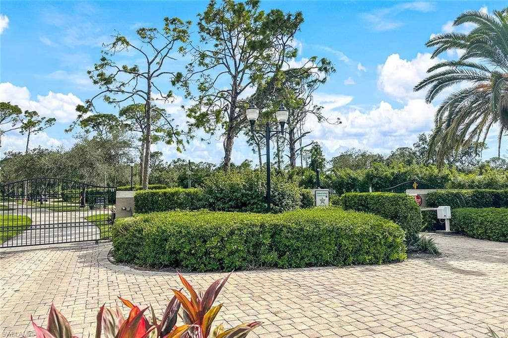 13660 Brynwood LN FORT MYERS, FL 33912