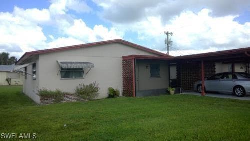2211 Croton CT 2211 LEHIGH ACRES, FL 33936