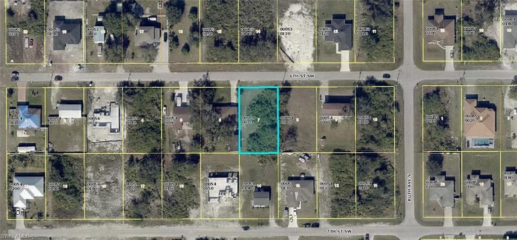 3307 6th ST SW LEHIGH ACRES, FL 33976