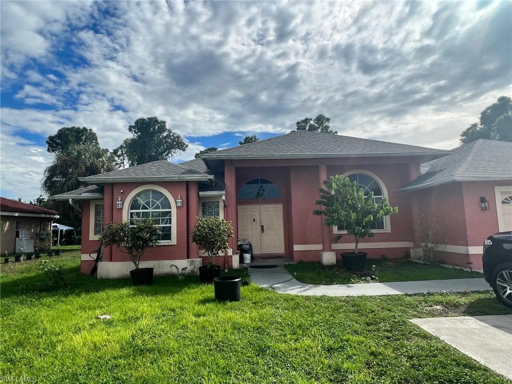 4613 Lee BLVD LEHIGH ACRES, FL 33971
