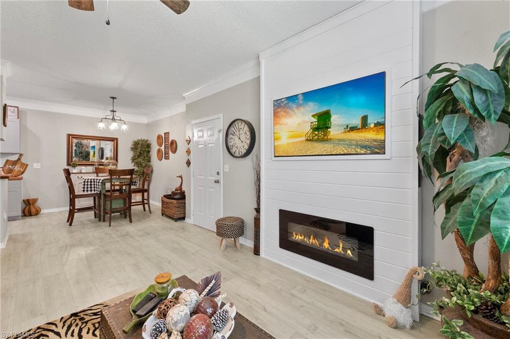 11541 Villa Grand 813 FORT MYERS, FL 33913