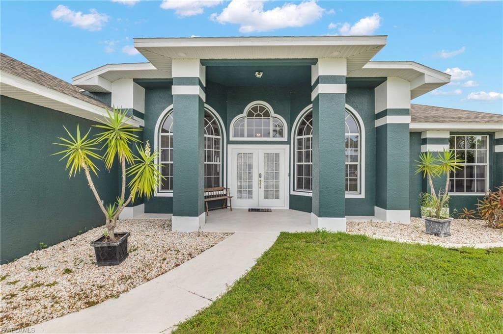 204 SW 47th ST CAPE CORAL, FL 33914