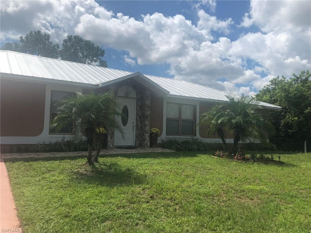 3311 4th ST SW LEHIGH ACRES, FL 33976