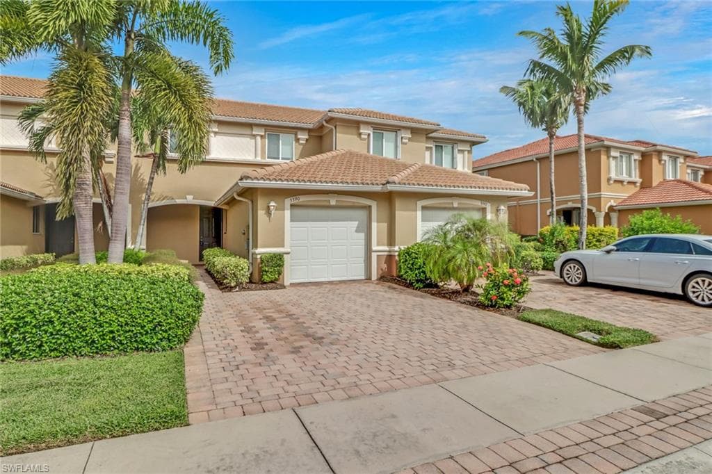 3390 Dandolo CIR CAPE CORAL, FL 33909