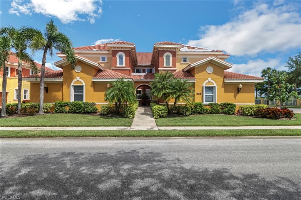 225 Shadroe Cove CIR 1403 CAPE CORAL, FL 33991