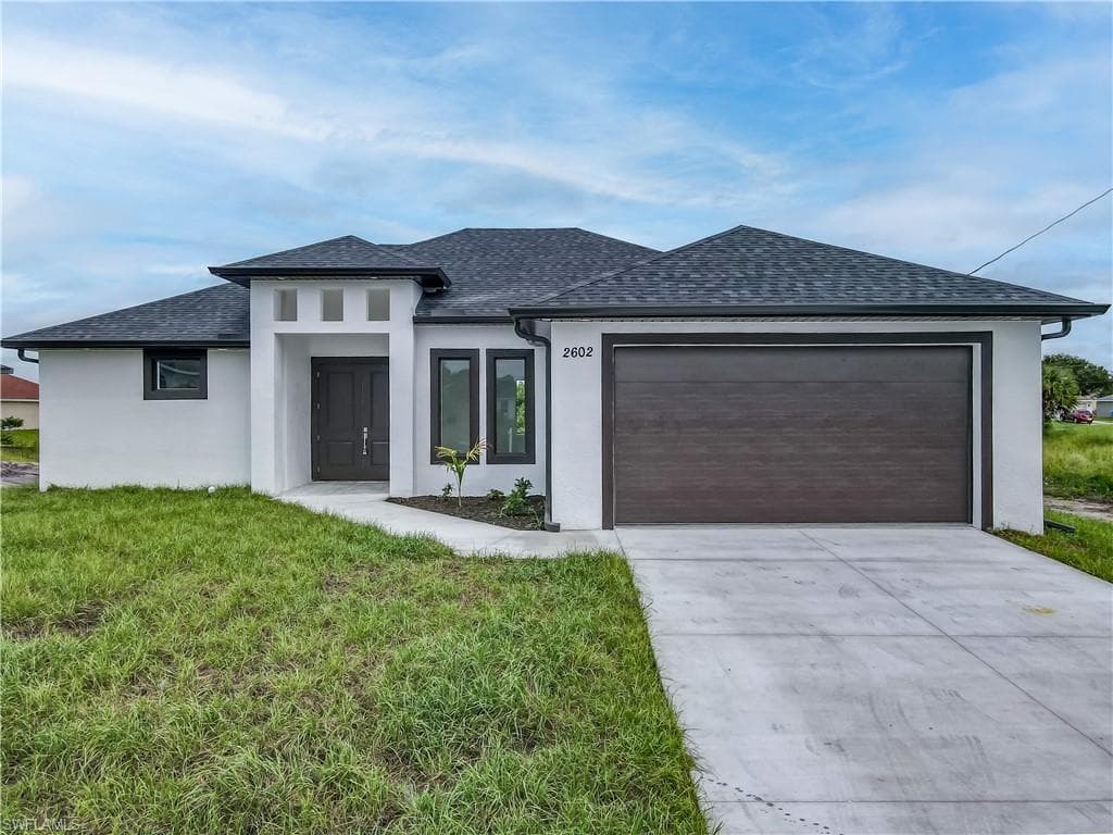 2602 25th ST SW LEHIGH ACRES, FL 33976