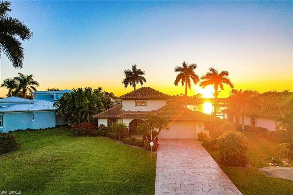 119 Newport DR NAPLES, FL 34114