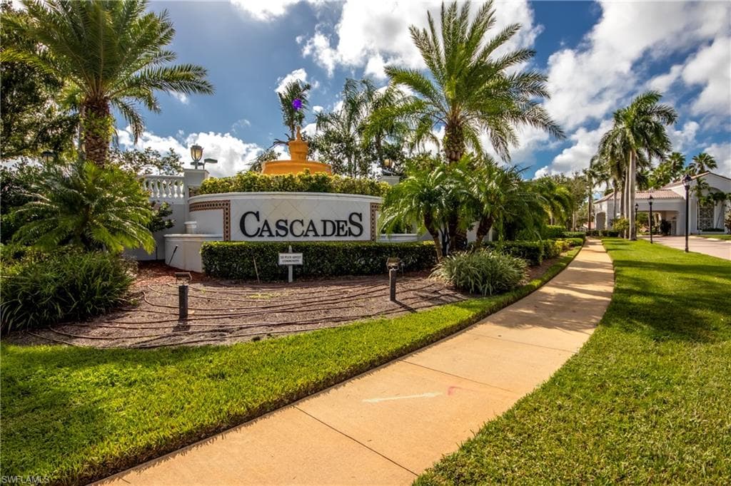 9532 Lismore LN ESTERO, FL 33928