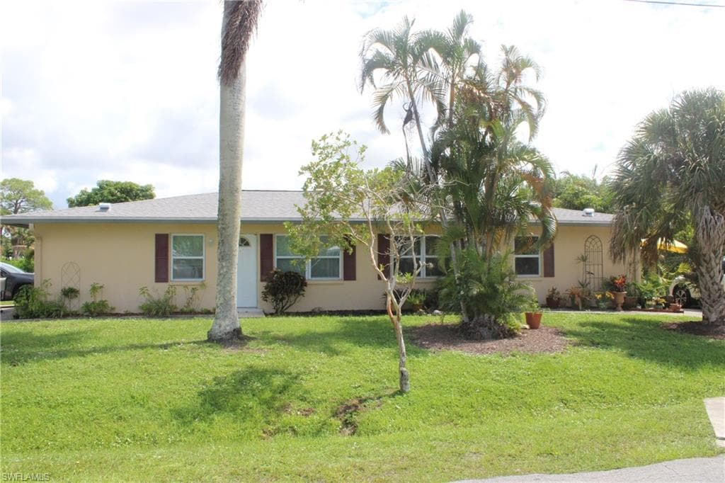 3922 Mindi AVE NAPLES, FL 34112
