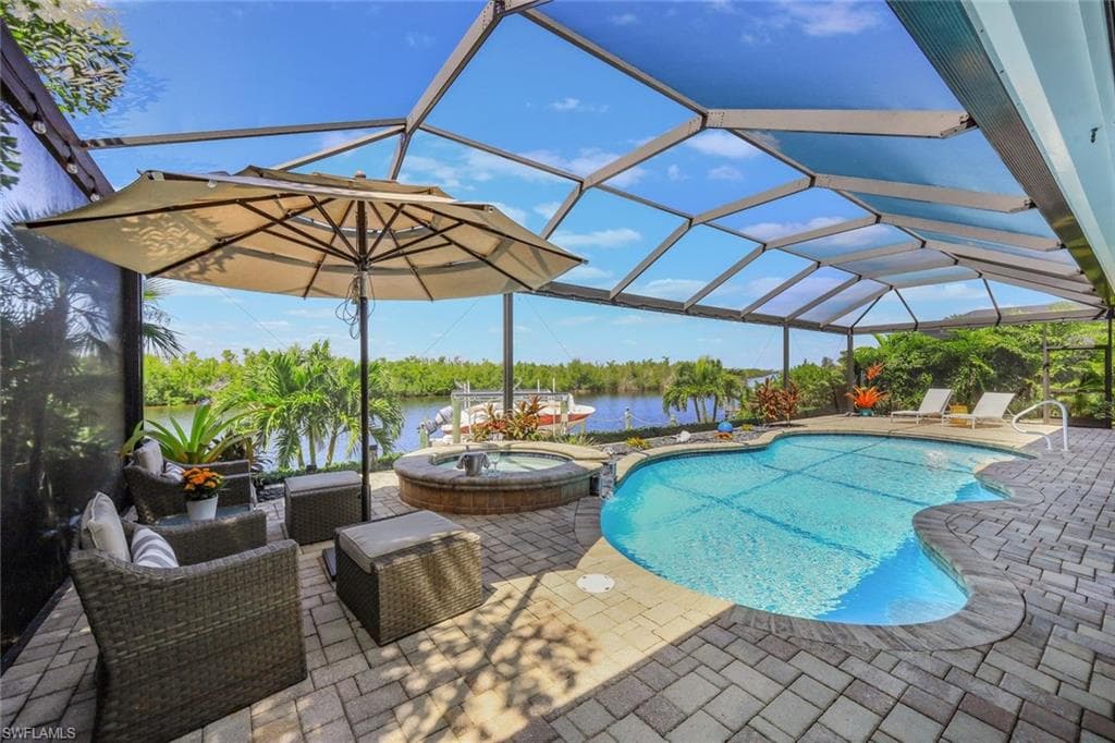 3724 Surfside BLVD CAPE CORAL, FL 33914
