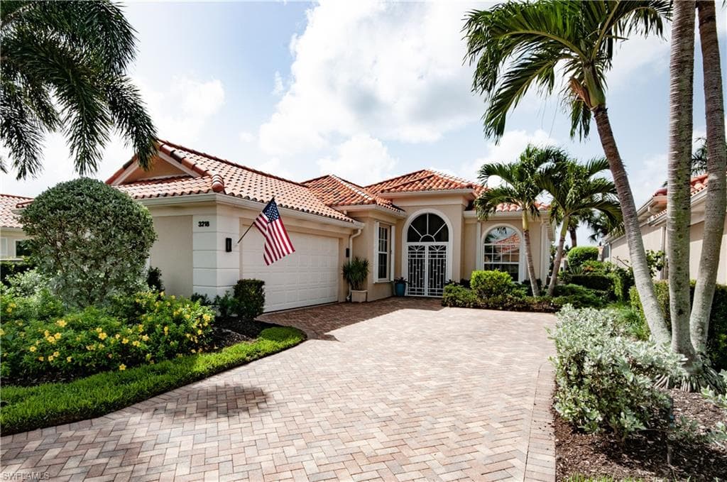 3218 Benicia CT NAPLES, FL 34109