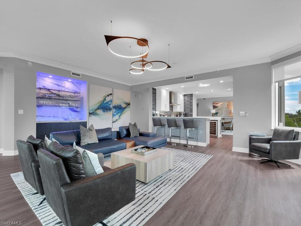 275 Indies WAY 401 NAPLES, FL 34110