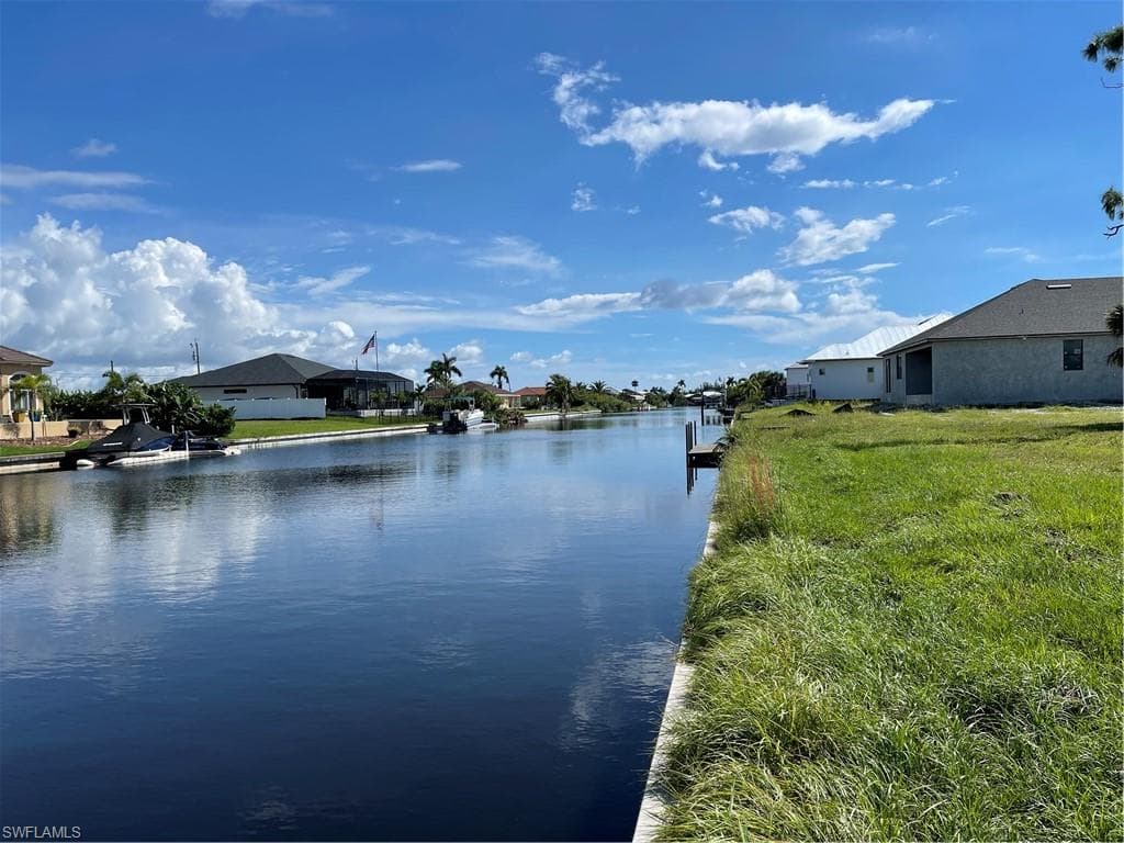 2375 NW 39th AVE CAPE CORAL, FL 33993
