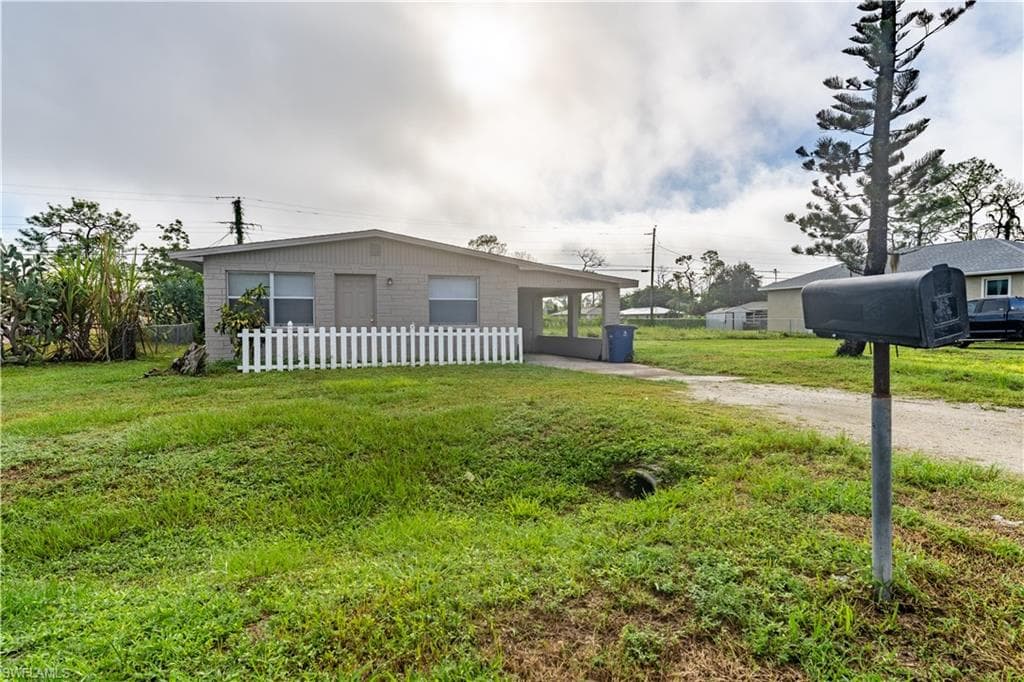 5531 9th AVE FORT MYERS, FL 33907