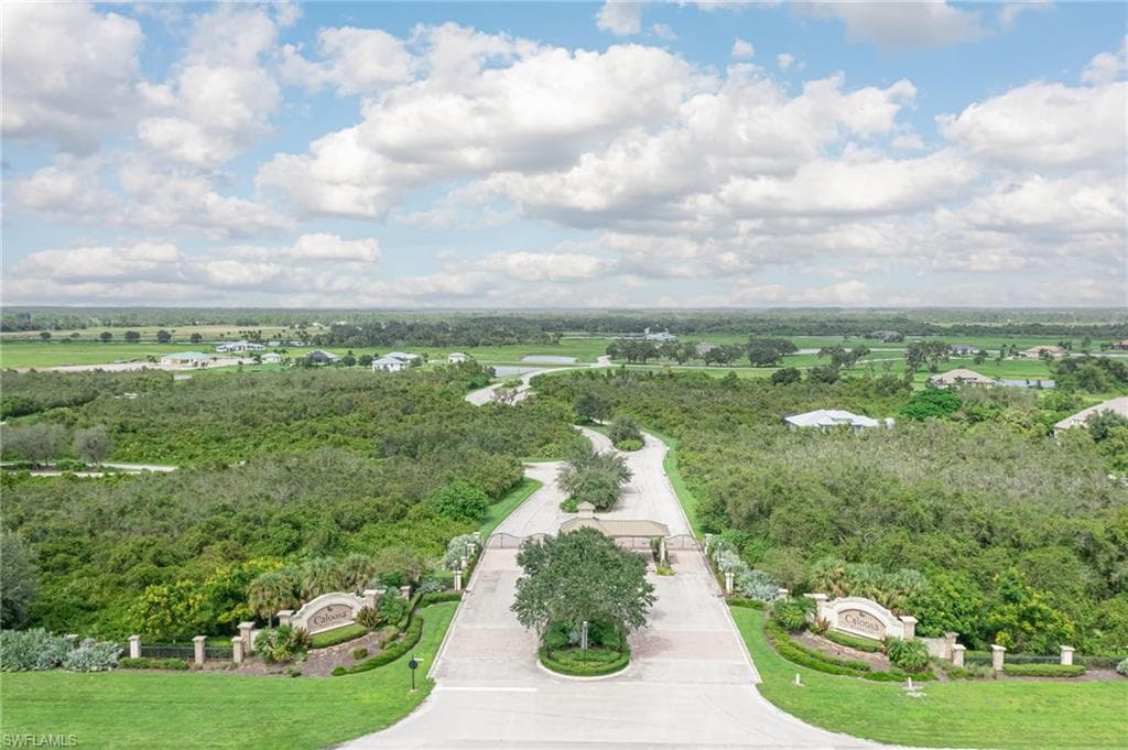 22742 Yellow Button LN ALVA, FL 33920