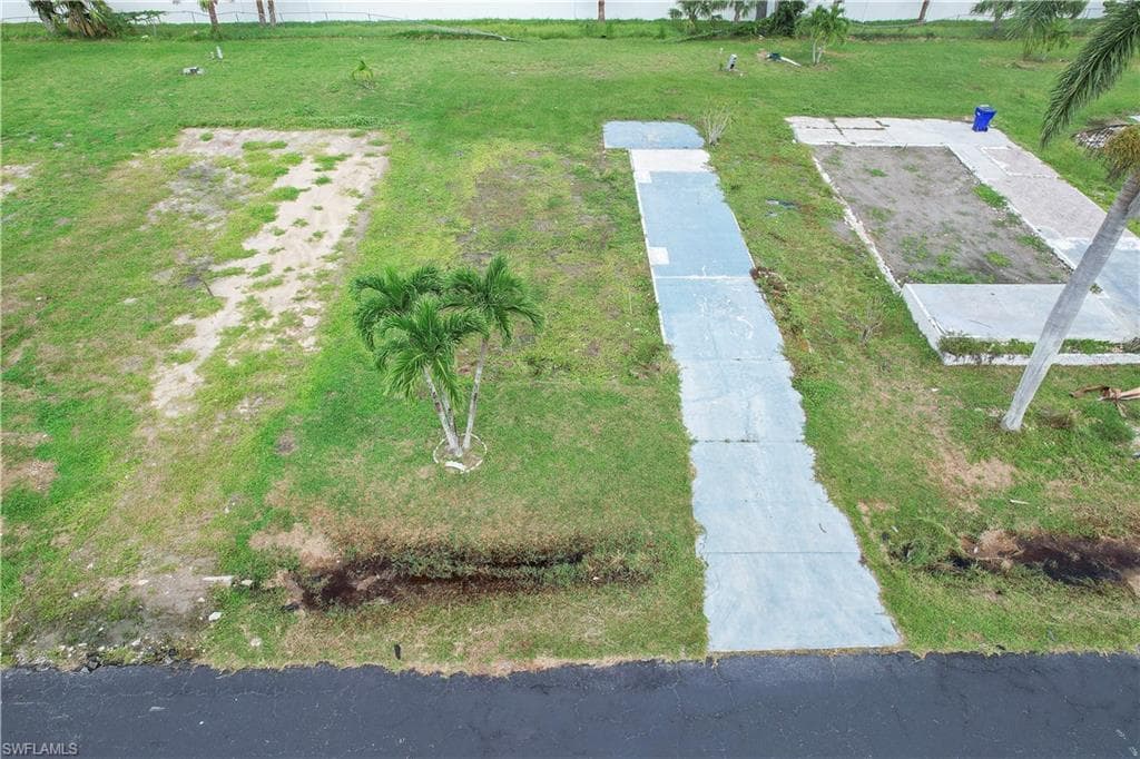 145 Raintree LN FORT MYERS, FL 33908