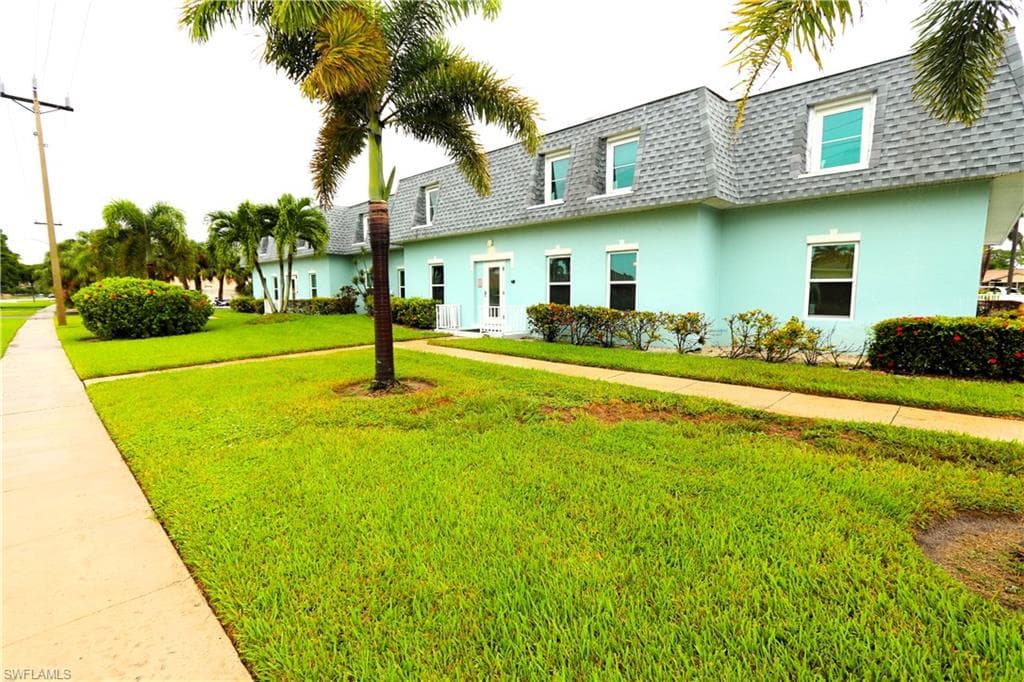 465 Bald Eagle DR 1 MARCO ISLAND, FL 34145