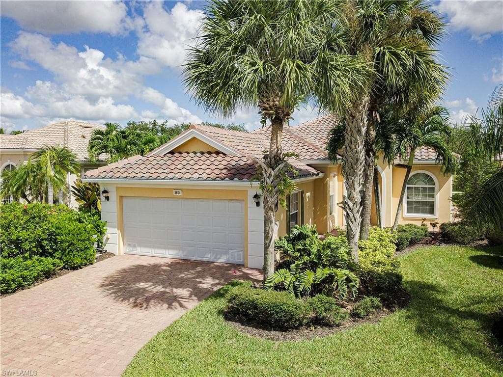 8604 Alessandria CT NAPLES, FL 34114