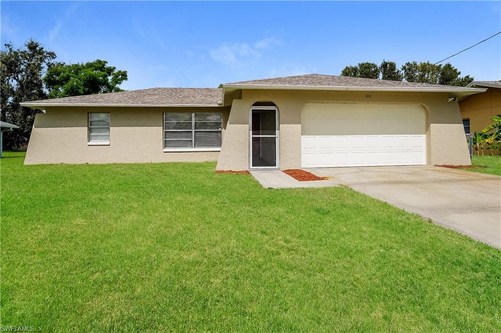 814 SE 20th CT CAPE CORAL, FL 33990