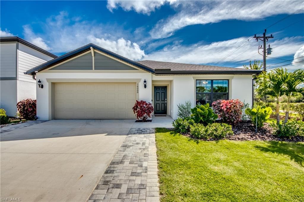 16000 Shoebutton CT NORTH FORT MYERS, FL 33917