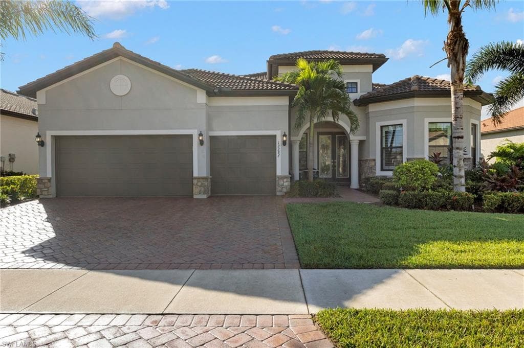12287 Sussex ST FORT MYERS, FL 33913