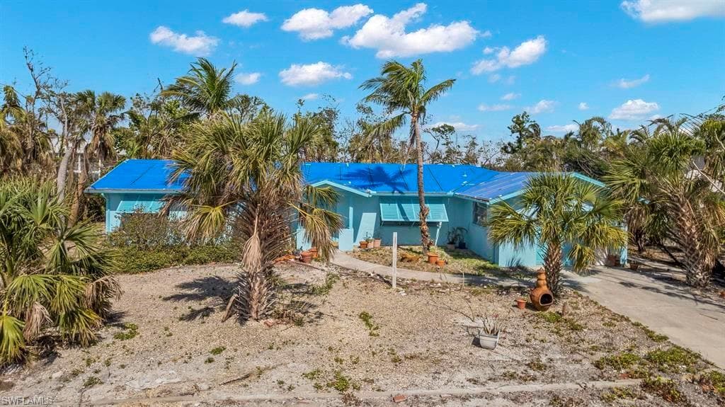 1122 Captains Walk ST SANIBEL, FL 33957