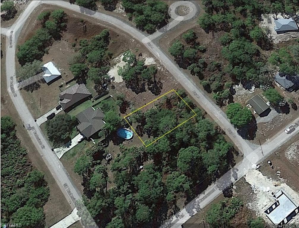 5010 Day LN LABELLE, FL 33935