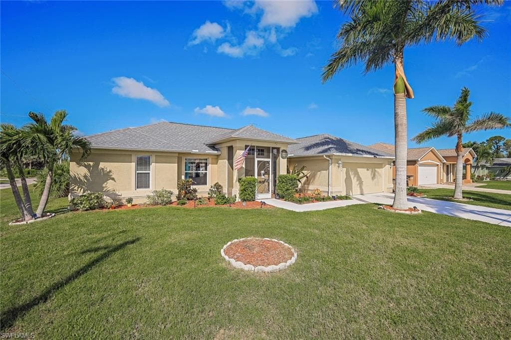2210 SW 19th PL CAPE CORAL, FL 33991