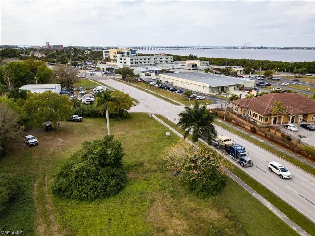 6261 Elliott ST PUNTA GORDA, FL 33950
