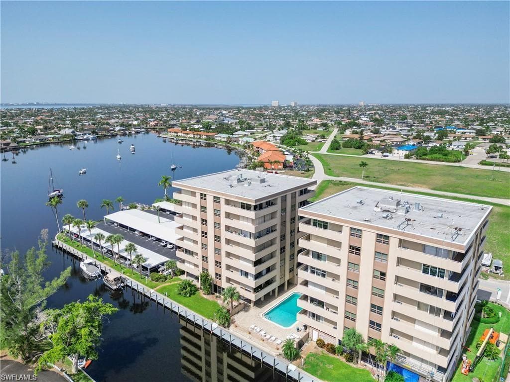 4803 Sunset CT 102 CAPE CORAL, FL 33904