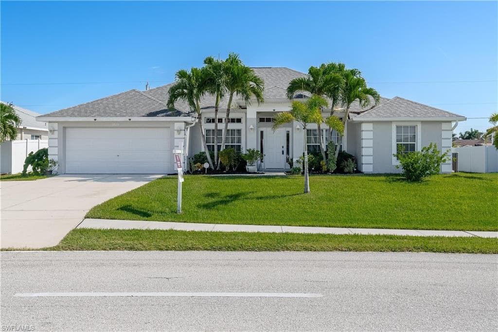 3925 Agualinda BLVD CAPE CORAL, FL 33914