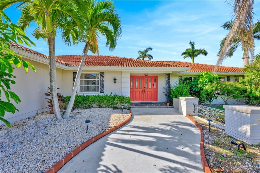 4940 SW 3rd AVE CAPE CORAL, FL 33914