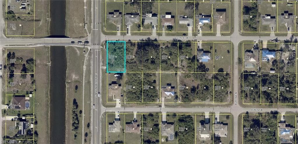 3327 12th ST W LEHIGH ACRES, FL 33971