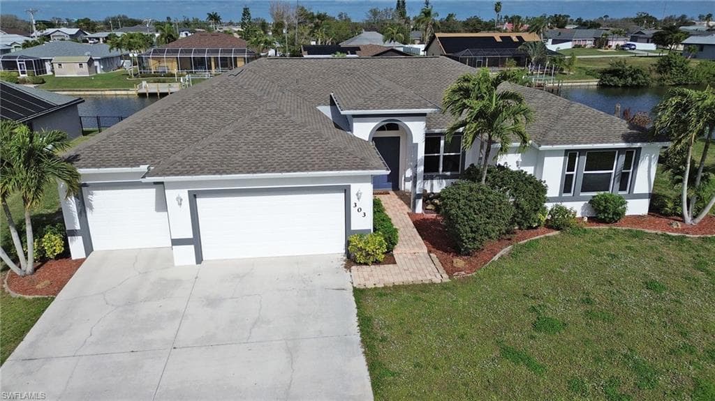 303 SW 12th TER CAPE CORAL, FL 33991