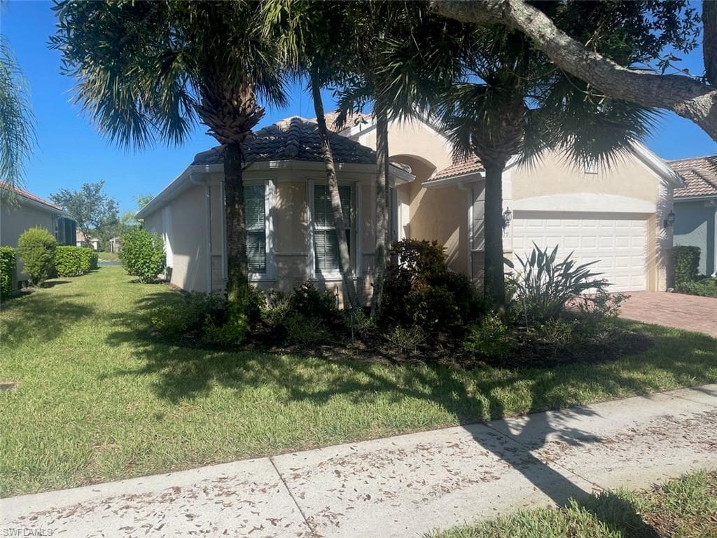 8419 Benelli CT NAPLES, FL 34114