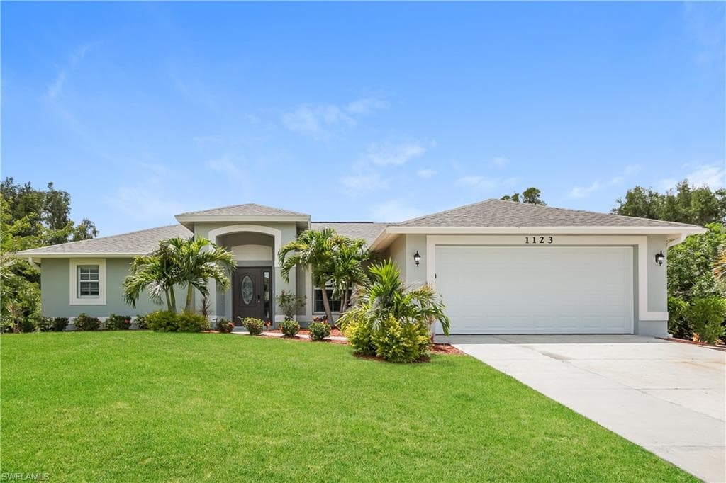 1123 Carlfield AVE LEHIGH ACRES, FL 33971