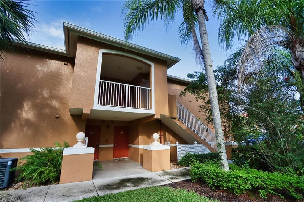 1835 Florida Club CIR 3102 NAPLES, FL 34112