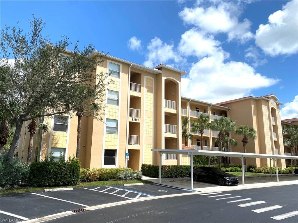 8331 Whiskey Preserve CIR 433 FORT MYERS, FL 33919