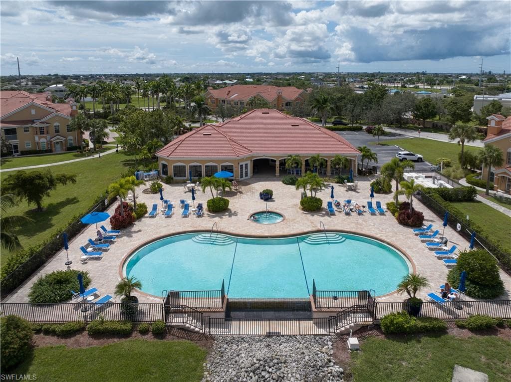1782 Concordia Lake CIR 2802 CAPE CORAL, FL 33909
