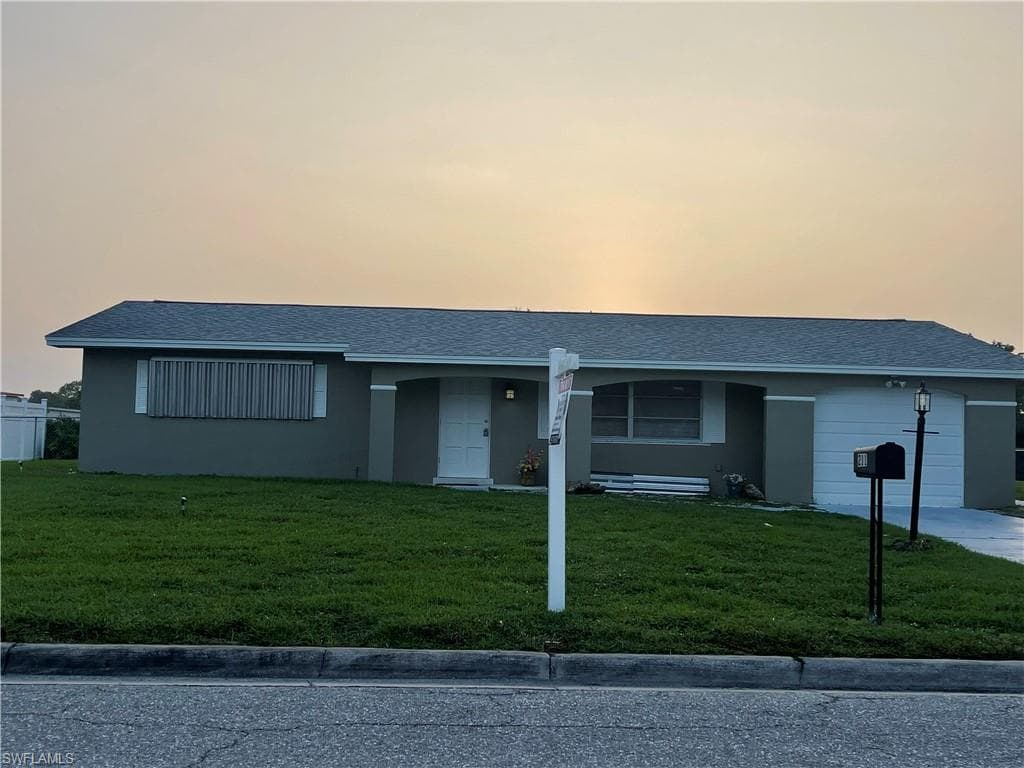 211 S Lake DR LEHIGH ACRES, FL 33936
