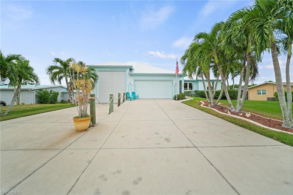 6131 Park RD FORT MYERS, FL 33908