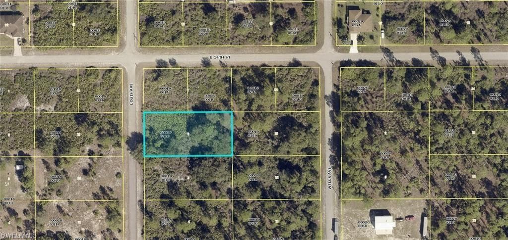 1320 Louis AVE LEHIGH ACRES, FL 33972