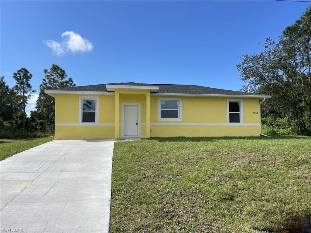 2813 43rd ST SW LEHIGH ACRES, FL 33976