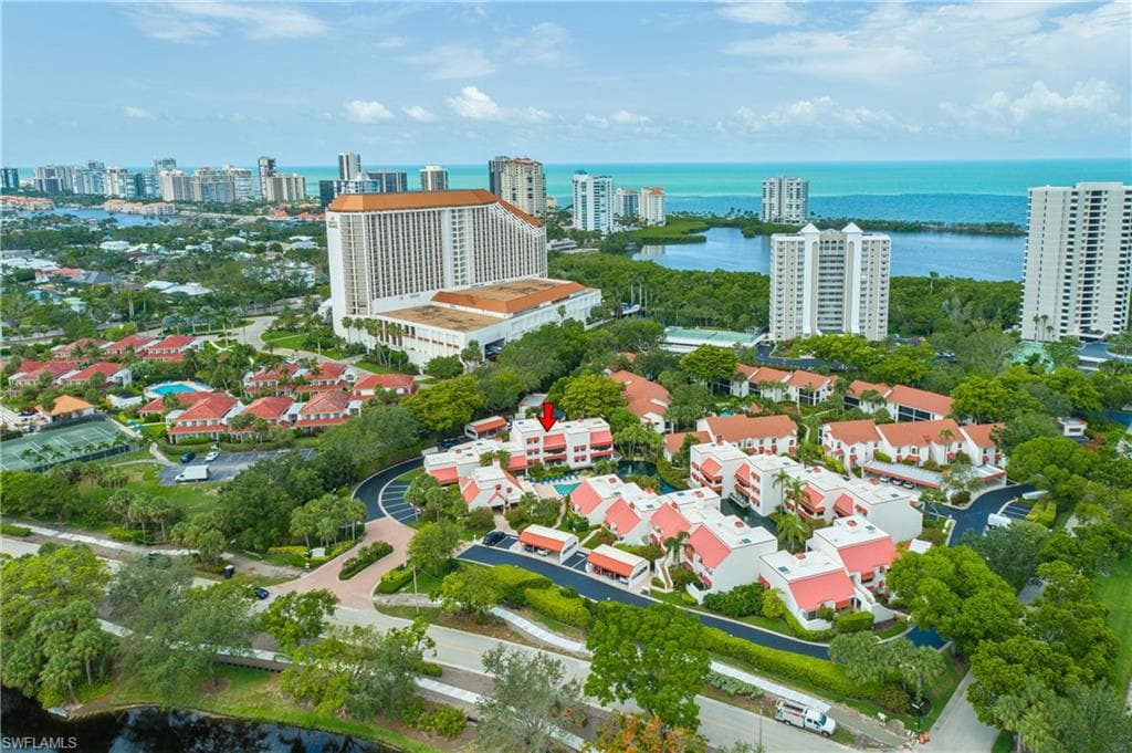 629 Serendipity DR 629 NAPLES, FL 34108