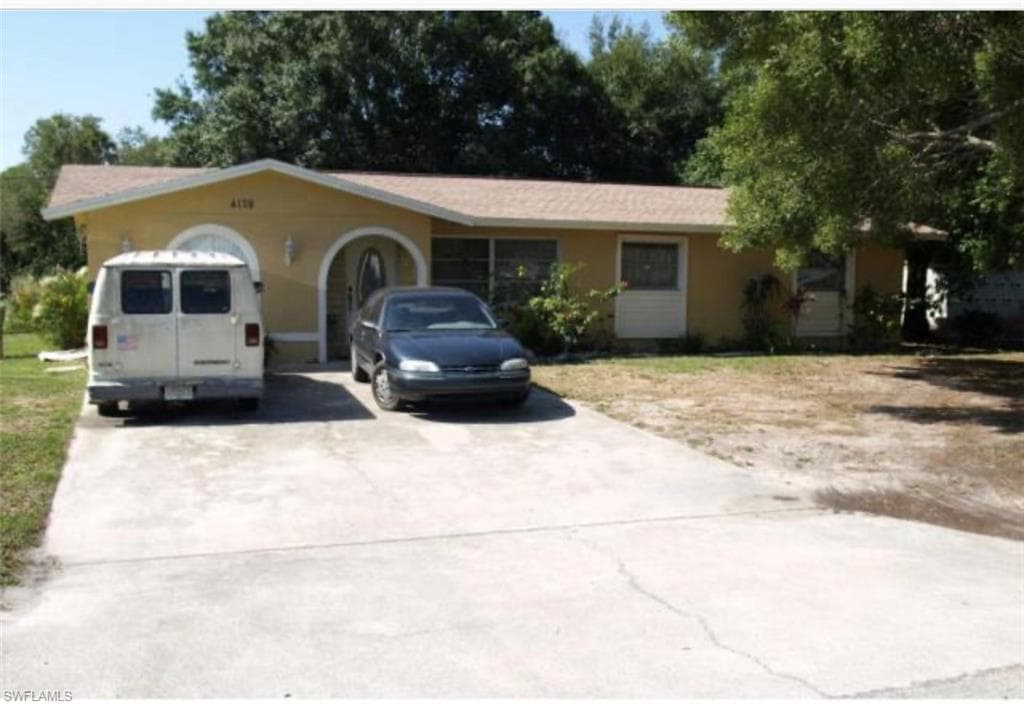 4128 Madison AVE FORT MYERS, FL 33916